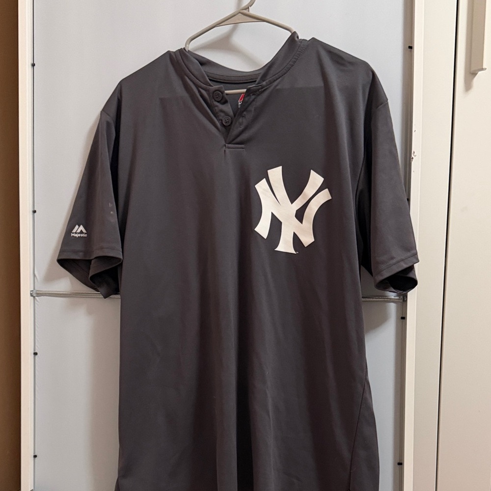 Majestic Dark Gray New York Yankees Men's Jersey